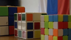 Známy hlavolam skončí v spaľovni. Nie je to totiž originál