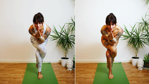 Oblečení aj nahí: Fotografka nafotila obyčajných ľudí pri bežných činnostiach