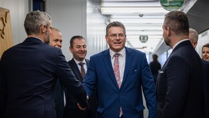 Pellegrini podporí opätovnú nomináciu Šefčoviča na eurokomisára