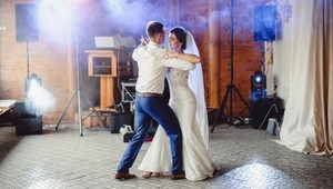 Namiesto sexi tanca pre manželku poriadny trapas: TOTO musela nevesta predýchať!