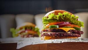 Takto sa vyrába dokonalý smash burger