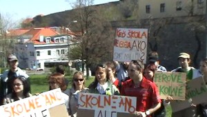 Vysokoškoláci protestovali proti školnému