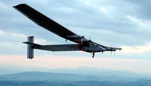 Solárne lietadlo obletí bez kvapky paliva svet