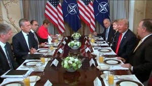 Chránime Európu pred Ruskom a tá s ním obchoduje, povedal Trump pred samitom NATO