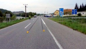 Vodič (19) zrazil sestry (10,7). Pred osadníkmi ho chránila polícia