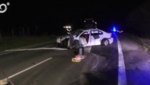 Tatrovka čelne narazila do auta, traja ľudia skončili v nemonici