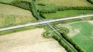 Národná diaľničná spoločnosť kšeftuje s pozemkami, myslí si SaS