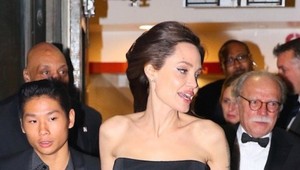 Všetky oči na nej! Takto zvodne Angelina Jolie už dávno nevyzerala