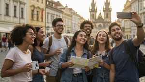 Británia sa má znovu zapojiť do programu Erasmus: Prví študenti by mohli vycestovať v roku 2027