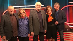 Slávnostná atmosféra v obľúbenej Sedmičke: Glosátori si pripijú na jubilejnú 100. časť!