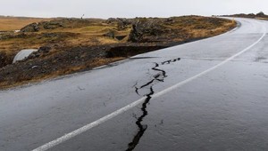 Island očakáva erupciu. Evakuovali už celé mesto