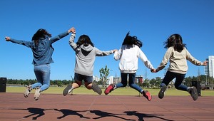 FOTO, ktorá pobúrila rodičov: Je naozaj vhodné, ukazovať deti takto?