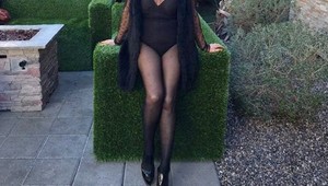 Čo myslíte, koľko rokov má táto modelka? Neuveríte, že predvádza aj spodnú bielizeň