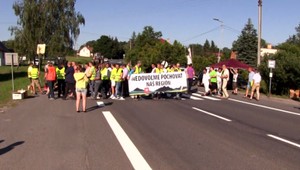Ľudia na Gemeri protestovali. Premávku s nimi blokoval aj minister Ersék