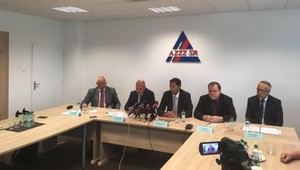 Podľa zamestnávateľov môže minimálna mzda vzrásť najviac na 552 eur