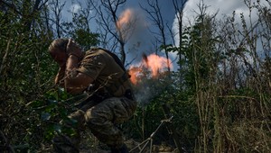 558. deň na Ukrajine: V Kyjeve sa školám a univerzitám vyhrážajú bombou