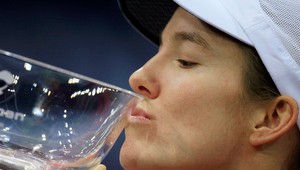 Heninová nebude obhajovať olympijské zlato