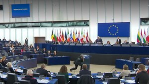 Európsky parlament spomínal na vznik eura. Oslavuje 20 narodeniny