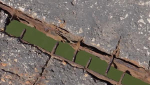 Sklápací most v Komárne je v havarijnom stave. Obyvatelia sa opravy stále nedočkali