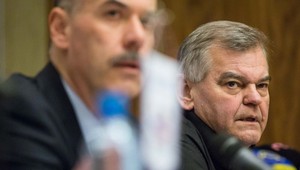 VIDEO. Vůjtek zostáva trénerom SR, Sýkora generálnym manažérom