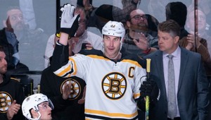 Zdeno Chára ukončil svoju kariéru. Uzavrel ju ako hráč Bostonu Bruins