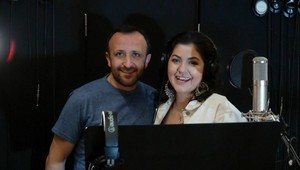 Ondrej Kandráč a Celeste Buckingham naspievali hymnu LÁSKY