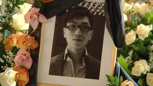 Pochovali čínskeho mladíka († 21). Jeho vrah o motíve mlčí