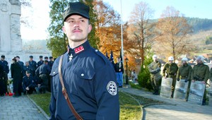 Ani naši dedovia neporazili fašistov v diskusii