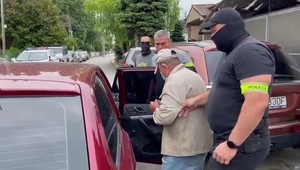 Muža, ktorý sa vyhrážal prezidentke a exministrovi, obvinili