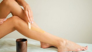 Super TIP na domácu prírodnú epiláciu: Odstráni chĺpky úplne bez podráždenia!