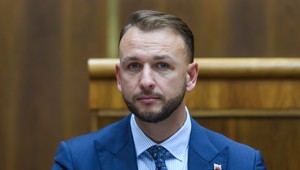 Týždeň v politike podľa Miroslava Řádka: Schválenie PVV, odvolávanie ministra vnútra, ako aj nový policajný prezident