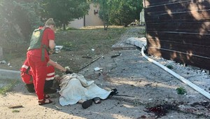 1264. deň na Ukrajine: Krvavý deň oboch strán. Ostreľovanie a dronové útoky si vyžiadali obete