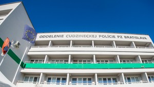Slovensko posilňuje cudzineckú políciu. Pribudnú nové centrá a stovka pracovníkov