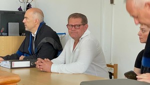 Dôchodcom to už životy nikdy nevráti. Kuchár, ktorý sa hral na “lekára” si rozsudok nevypočul