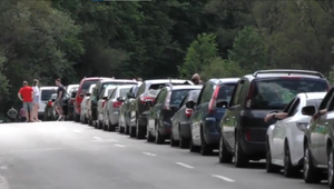 Zrážka áut ochromila cestu medzi Žilinou a Terchovou