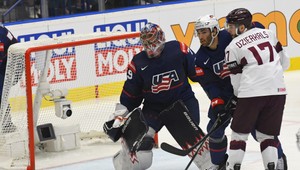 Slováci so štvrťfinálovou definitívou: USA vyhrali nad Lotyšskom 6:3, to cestuje domov