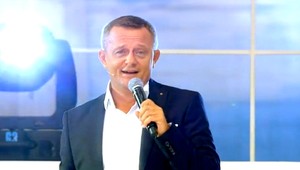 Vilo Rozboril (47): Zatiaľ som najmä moderátor, ale občas si zaspievam