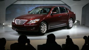 Luxusné autá za ruble idú na dračku