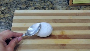 Za nedostatok vajec v regáloch môže Holandsko