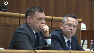 Poslanci odchádzajú na prázdniny. Po návrate však môže rozpočet rozpútať vojnu v koalícii