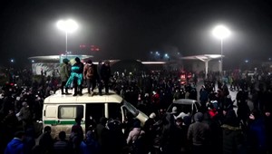 Kazachstan: Ruské vojenské zložky už dorazili