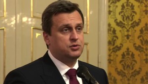 Koaličná kríza pokračuje, Smer odmieta ustúpiť, SNS si takto vládnutie nepredstavovalo