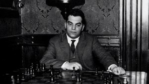 Príbeh šachového génia z Pezinka. Porazil majstra sveta a ovplyvnil aj vývoj šachovej teórie