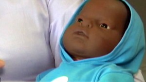 Robotické bábätká môžu pomôcť proti nechcenému tehotenstvu u mladistvých