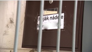 Ženy a deti Maják nádeje dávno opustili. Kočner a Rusko oň stále bojujú