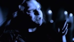 Svet hudby smúti! Na covid zomrel slávny spevák a herec, jeho najväčší hit milovali všetci