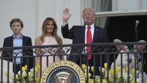 Melania Trump so synom už bývajú v Bielom dome. Tešia sa na spomienky