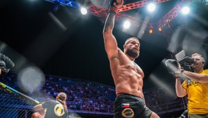 Očakávaný súboj je tu! Dvaja kohúti sa v Oktagone stretnú v septembri