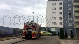 V Bratislave horelo pole, evakuovali bytovky