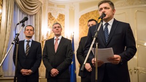 Analýza: pribúdajú nové mená na ministerské a parlamentné posty